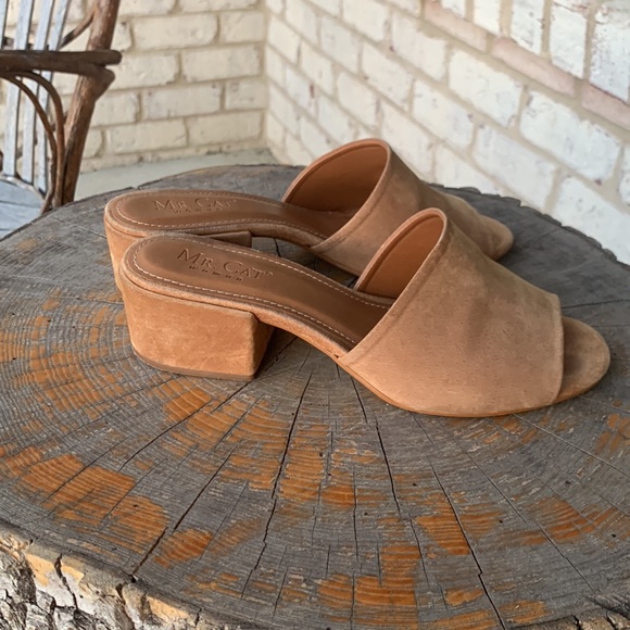 Women’s size 36 (US 6) Mr. Cat tan suede heels - Picture 3 of 7